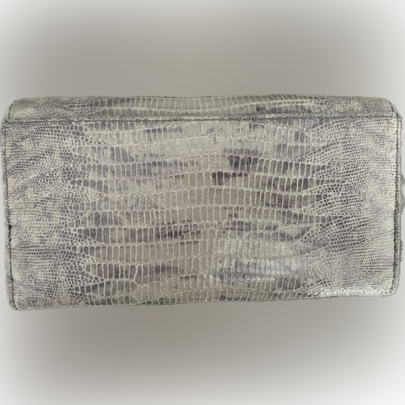 MICHAEL KORS wallet with lock - Picture 2 of 5